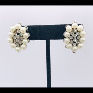 Faux pearl & rhinestone clip on vintage earrings